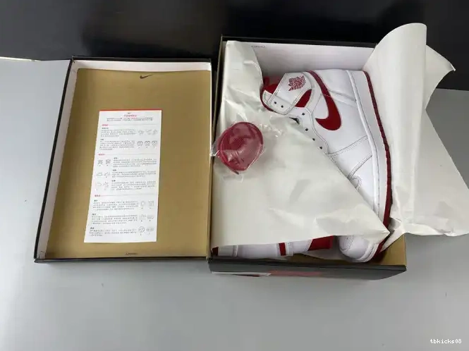 Reps TBkick 555088-103 Retro (2017) Air Jordan Red 1 Metallic 0524
